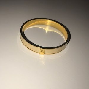 Vince Camuto bracelet